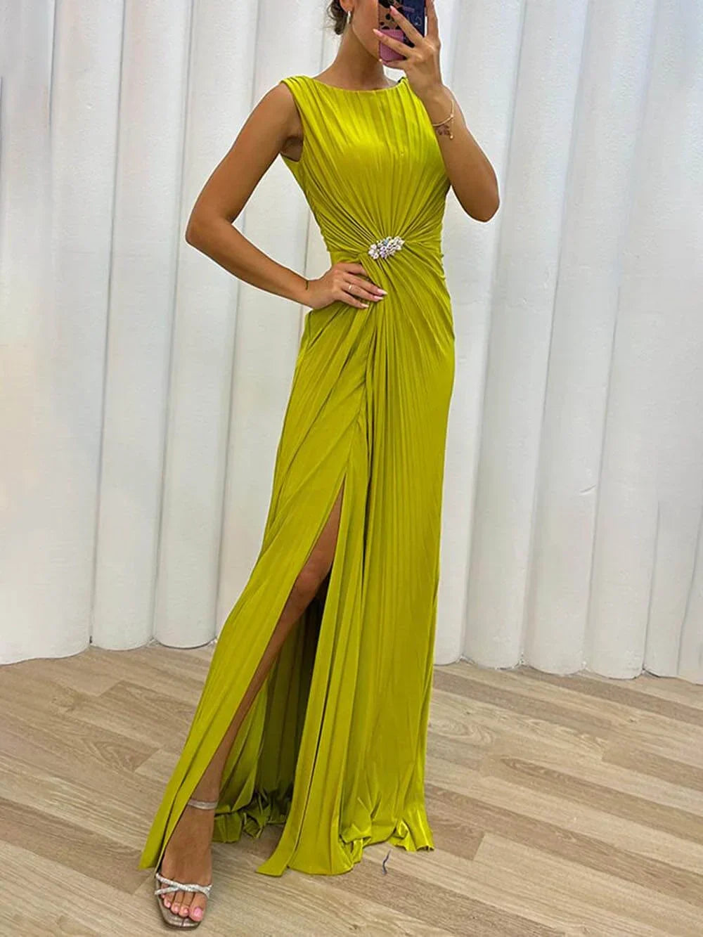 Jana™ | Elegantné šaty s vysokým golierom