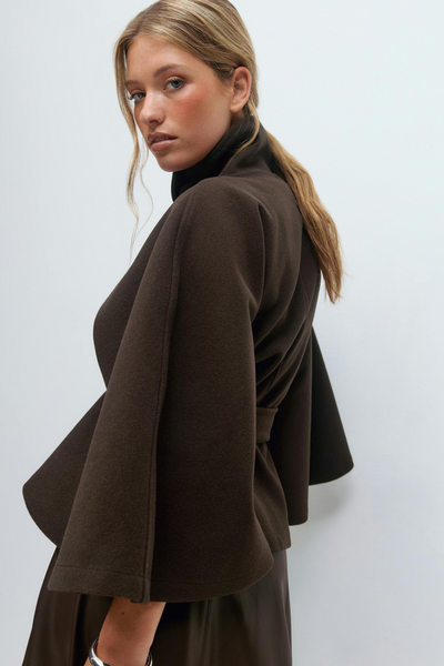 Katarína™ | Elegantný Plášť s Opaskom