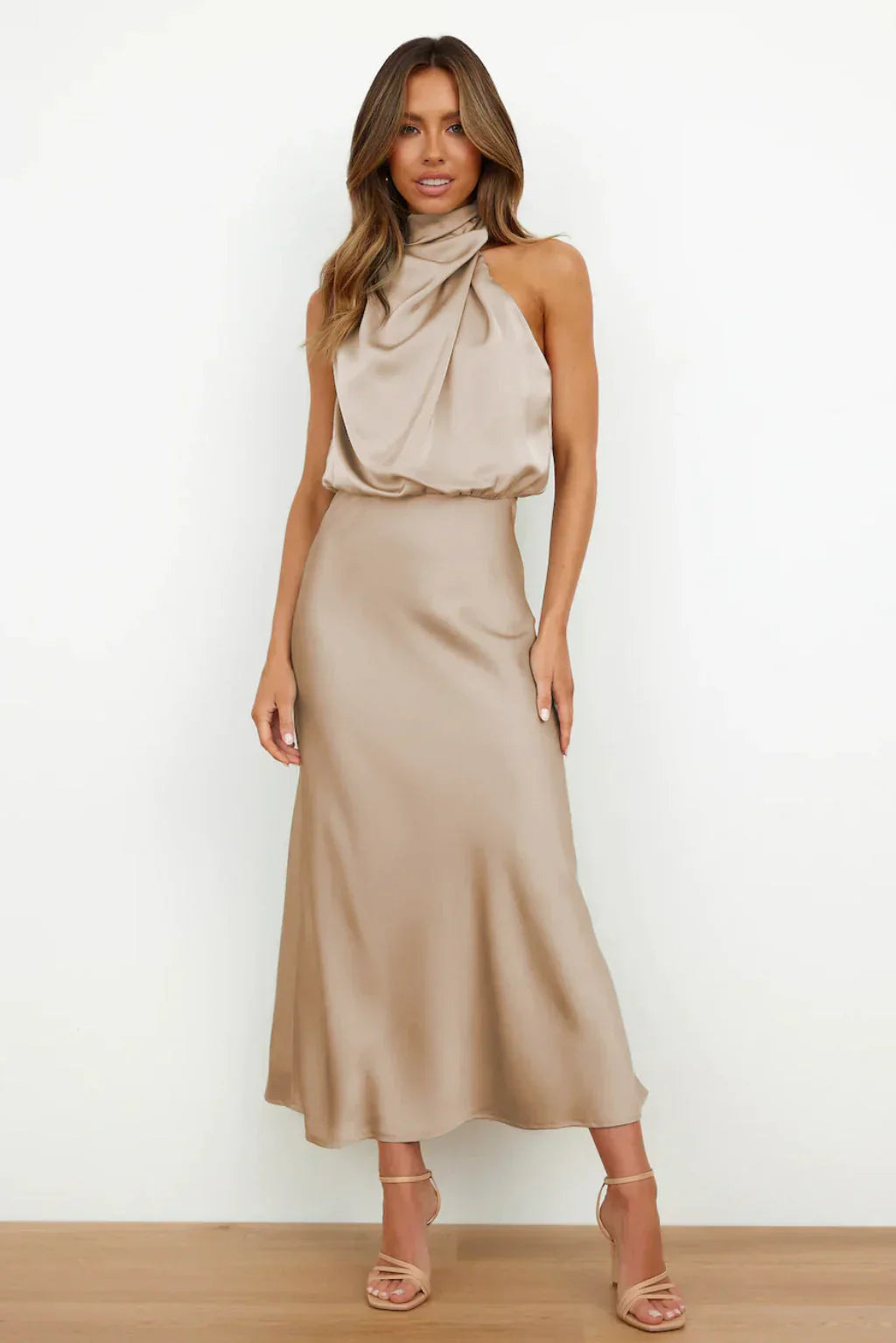 Nina™ | Elegantné Siluetové Šaty