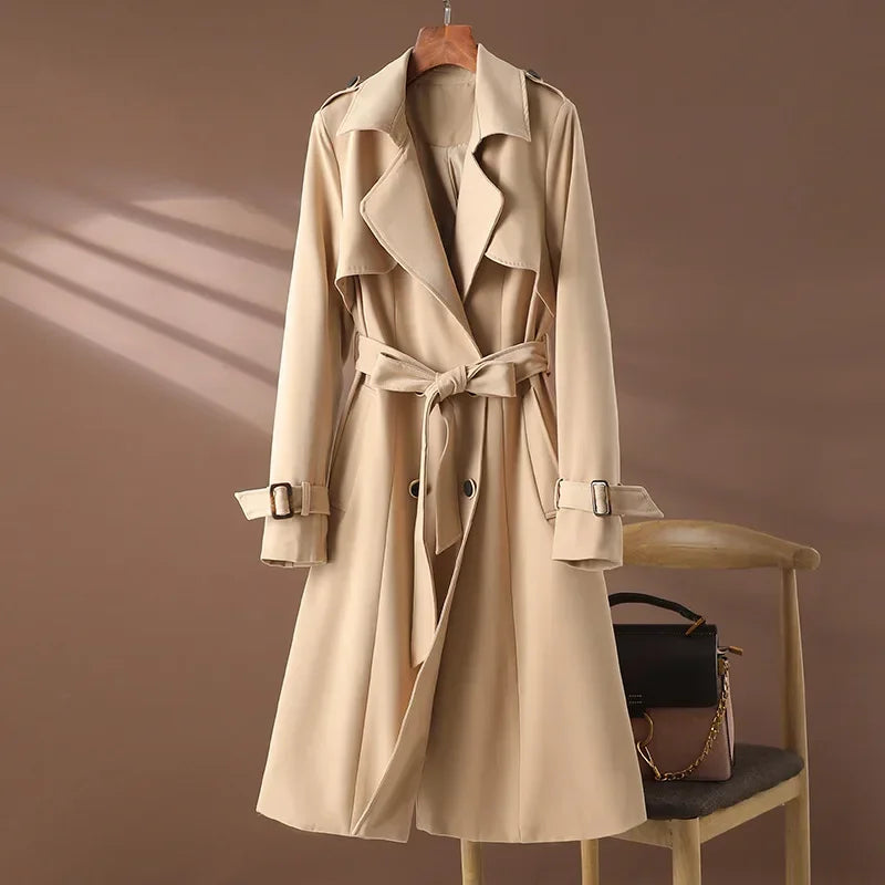 Eline - Elegantný Trenchcoat s Nadčasovým Dizajnom