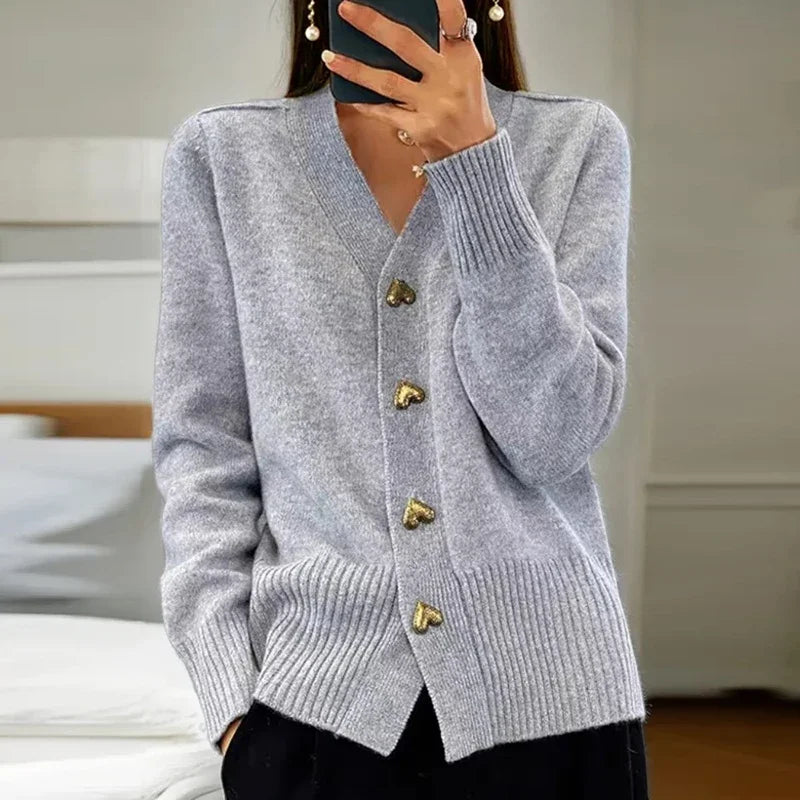Grace - Srdcový Cardigan s Tlačidlami