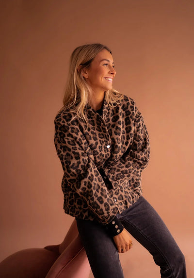 Vicky - Prémiová trendy bunda s leopardím vzorom