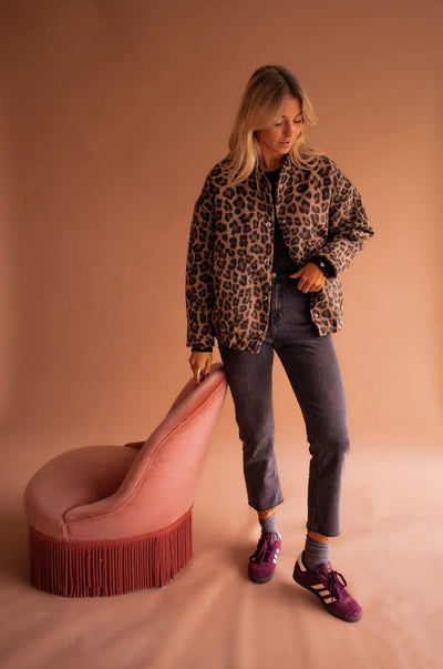 Vicky - Prémiová trendy bunda s leopardím vzorom